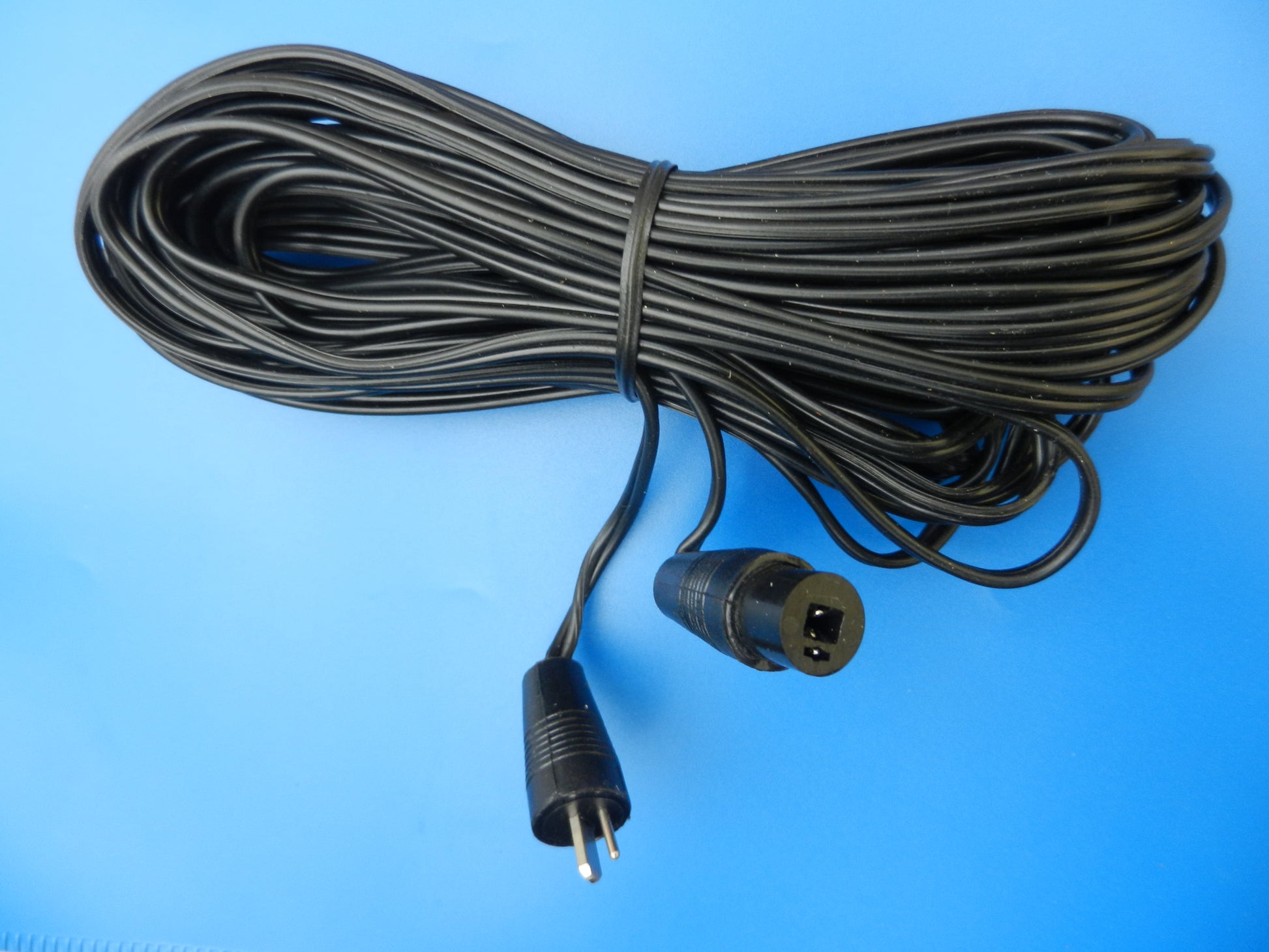 Lautsprecher Kabel 2 pol. ( Stecker - Kupplung ) 10m 0,75²