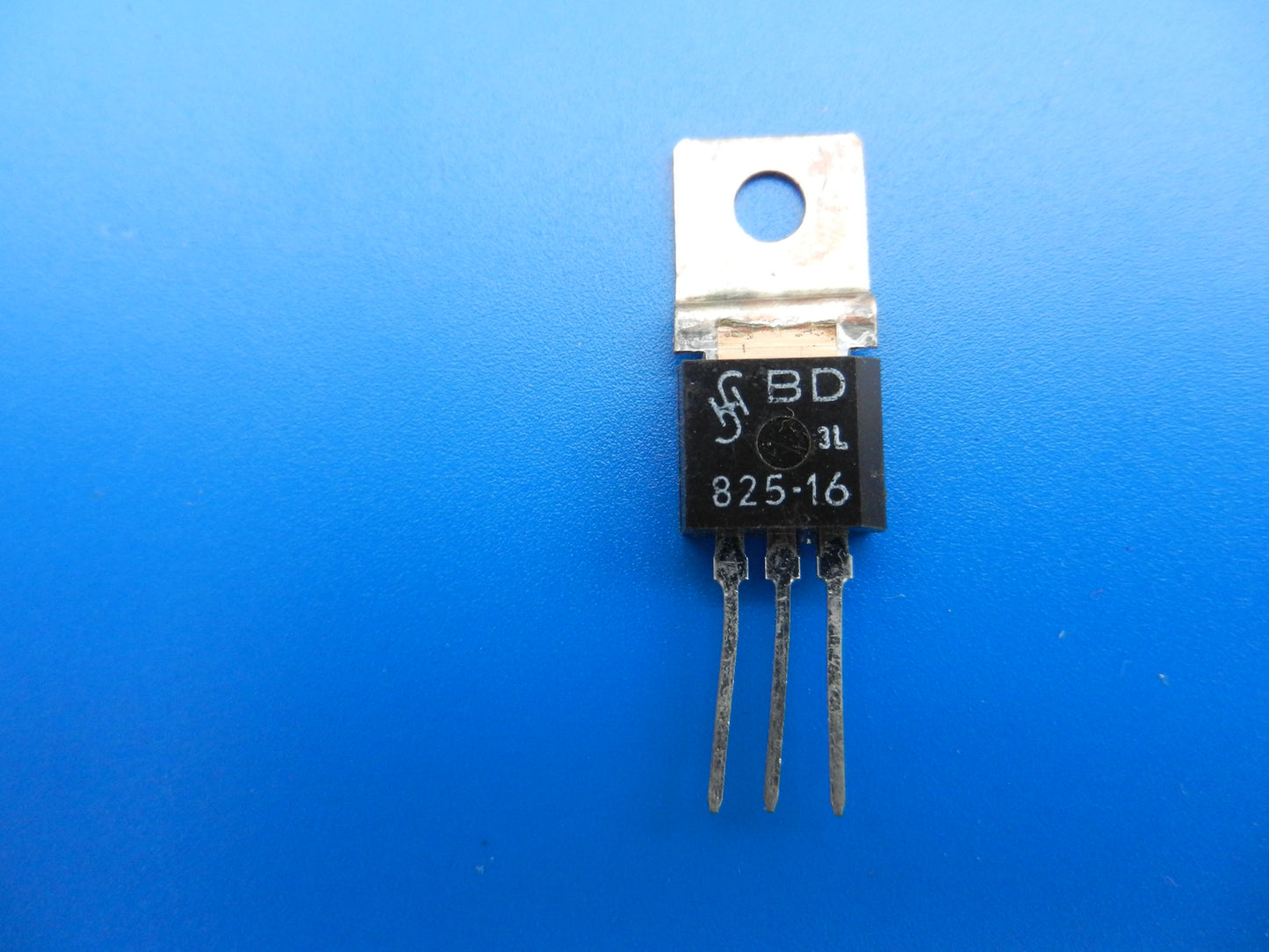 BD825-16 Transistor Original von GRUNDIG Hifi Verstärker